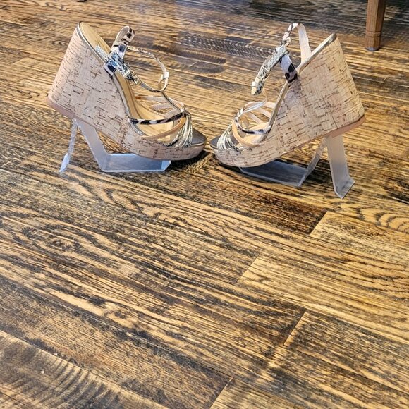 STRAPPY DRESS WOMEN'S SHOES - Picture 6 of 6